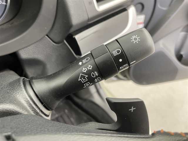 スバル インプレッサ ＸＶ 2．0i－L アイサイト 富山県 2016(平28)年 4.6万km デザートカーキ メモリナビ /フルセグ/DVD/Bluetooth/バックカメラ/ETC/アイサイトver3/レーダークルーズ/LEDオートライト /パドルシフト/パワーシート /ルーフレール/スマートキー/スペアキー