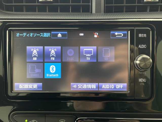 トヨタ アクア G GRスポーツ 17インチPKG 秋田県 2018(平30)年 5.6万km ライムホワイトパールクリスタルシャイン 純正ナビ【AM/FM/BT/CD】 /フルセグTV /バックカメラ /ETC /GR専用ハーフレザーシート　/GR専用フロアマット　/寒冷地仕様　/クルーズコントロール　/オートマチックハイビーム　/フロントワイパーデアイサー /ソナー/オートエアコン /ハーフレザー/革巻きステアリング/EV MODE/ECO MODE/横滑り防止装置/衝突被害軽減システム/オートライト/スマートキー/ステアリングリモコン/レーン逸脱防止/プッシュスタート /電格ミラー/純正フロアマット/サイドバイザー /純正AW/ウィンカーミラー /フォグライト /保証書/取扱説明書