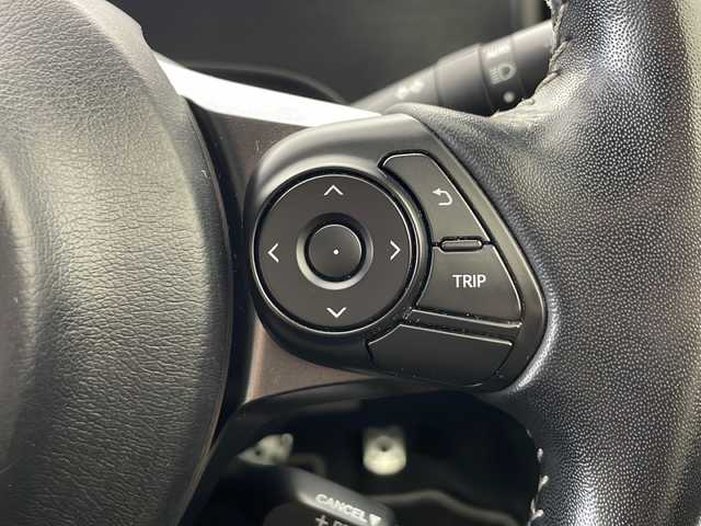 トヨタ アクア G GRスポーツ 17インチPKG 秋田県 2018(平30)年 5.6万km ライムホワイトパールクリスタルシャイン 純正ナビ【AM/FM/BT/CD】 /フルセグTV /バックカメラ /ETC /GR専用ハーフレザーシート　/GR専用フロアマット　/寒冷地仕様　/クルーズコントロール　/オートマチックハイビーム　/フロントワイパーデアイサー /ソナー/オートエアコン /ハーフレザー/革巻きステアリング/EV MODE/ECO MODE/横滑り防止装置/衝突被害軽減システム/オートライト/スマートキー/ステアリングリモコン/レーン逸脱防止/プッシュスタート /電格ミラー/純正フロアマット/サイドバイザー /純正AW/ウィンカーミラー /フォグライト /保証書/取扱説明書