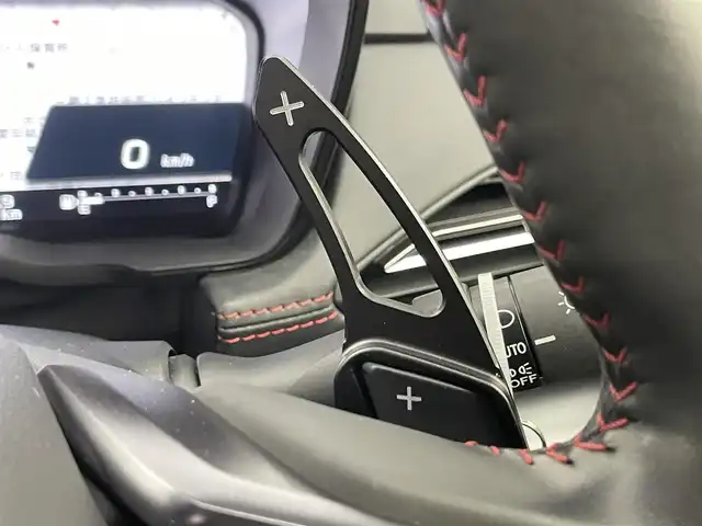 スバル レヴォーグ 1．8STIスポーツ EX 埼玉県 2020(令2)年 4.4万km WRブルーパール ワンオーナー//4WD・ターボ//純正11.6インチメモリナビ//AM/FM/Bluetooth/フルセグ//バック/フロント/サイドカメラ//ビルトインETC//本革シート//パワーシート（運転席＋助手席）//シートヒーター（全席）//アイサイトコアテクノロジー//プリクラッシュブレーキ//後退時ブレーキアシスト//ＡＴ誤発進（後進）抑制制御//車線逸脱抑制//全車速追従機能付クルーズコントロール//アイサイトＸ//渋滞時ハンズオフアシスト//渋滞時発進アシスト//アクティブレーンチェンジアシスト//カーブ前速度制御//料金所前速度制御//アイサイトセイフティプラス//スバルリヤビークルディテクション//エマージェンシーレーンキープアシスト//ハイビームアシスト//ドライブモードセレクト/Comfort/Normal/Sport/Sport+/individual//ドライバーモニタリングシステム//ステリングスイッチ//電動パーキングブレーキ//LEDヘッドライト//純正18インチアルミホイール//電動リアゲート//プッシュスタート//スマートキー//柿本2本出マフラー//純正マフラー車載