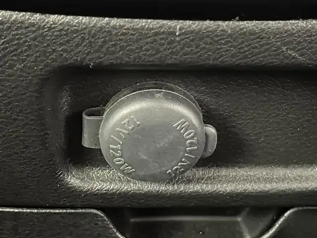 スズキ ソリオ バンディット HV MV 熊本県 2015(平27)年 7.3万km ファーベントレッド/スーパーブラックパール 社外メモリーナビ＆ワンセグＴＶ＆ＣＤ/バックカメラ/ＥＴＣ/ステアリングリモコン/アイドリングストップ/社外セキュリティ/左側パワースライドドア/純正１５inアルミホイール/オートライト/ＬＥＤライト/フォグランプ /ウィンカーミラー/電動格納ミラー/スマートキー/プッシュスタート/Ｗ＆サイドエアバッグ/横滑り防止装置/ＡＢＳ/ドアバイザー/フロアマット/新車保証書/取扱説明書/スマートスペアキー有