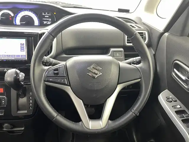 スズキ ソリオ バンディット HV MV 熊本県 2015(平27)年 7.3万km ファーベントレッド/スーパーブラックパール 社外メモリーナビ＆ワンセグＴＶ＆ＣＤ/バックカメラ/ＥＴＣ/ステアリングリモコン/アイドリングストップ/社外セキュリティ/左側パワースライドドア/純正１５inアルミホイール/オートライト/ＬＥＤライト/フォグランプ /ウィンカーミラー/電動格納ミラー/スマートキー/プッシュスタート/Ｗ＆サイドエアバッグ/横滑り防止装置/ＡＢＳ/ドアバイザー/フロアマット/新車保証書/取扱説明書/スマートスペアキー有