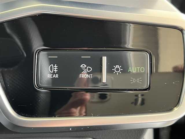アウディ Ａ７ SB 45TFSIクワトロ Sライン 山形県 2020(令2)年 3.1万km 黒 アシスタンスpkg/パワーアシストpkg/パドルシフト/フルセグTV/アンビエントライト/バーチャルコックピット/360°カメラ/ドライビングpkg/純正ナビ/電動リアゲート/フットオープナー