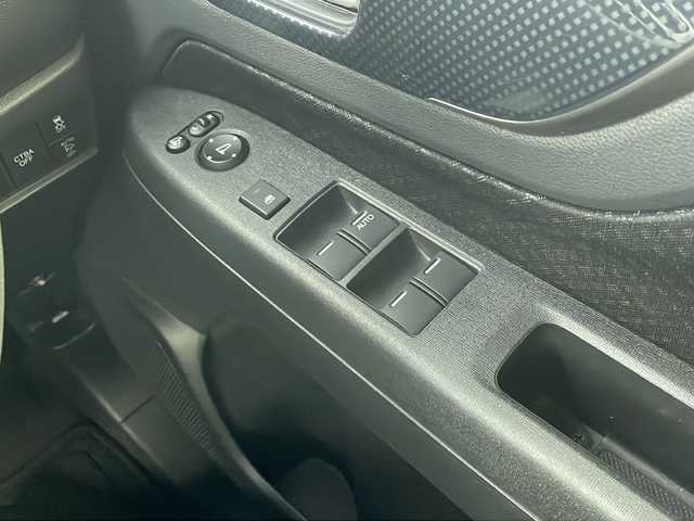 ホンダ Ｎ ＷＧＮ カスタムGSSパッケージⅡ 栃木県 2018(平30)年 1.3万km シャイニンググレーM ワンオーナー/純正8インチインターナビ (VXM-187VFEi)/ 【AM/FM/CD/DVD/USB/BT/フルセグTV】/バックカメラ/シティブレーキアクティブシステム/クルーズコントロール/前席シートヒーター/HIDヘッドライト オート付き/USBポート１箇所/USB充電ポート２箇所/ステアリングスイッチ連動/純正14インチアルミホイール/社外アルミ付きスタッドレス積み込み 2018年 溝6mm/ビルトインETC/横滑り防止装置/電動格納ミラー/社外フロアマット/純正ドアバイザー/スペアキー×１/新車時保証書/取扱説明書
