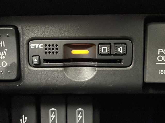 ホンダ Ｎ ＷＧＮ カスタムGSSパッケージⅡ 栃木県 2018(平30)年 1.3万km シャイニンググレーM ワンオーナー/純正8インチインターナビ (VXM-187VFEi)/ 【AM/FM/CD/DVD/USB/BT/フルセグTV】/バックカメラ/シティブレーキアクティブシステム/クルーズコントロール/前席シートヒーター/HIDヘッドライト オート付き/USBポート１箇所/USB充電ポート２箇所/ステアリングスイッチ連動/純正14インチアルミホイール/社外アルミ付きスタッドレス積み込み 2018年 溝6mm/ビルトインETC/横滑り防止装置/電動格納ミラー/社外フロアマット/純正ドアバイザー/スペアキー×１/新車時保証書/取扱説明書