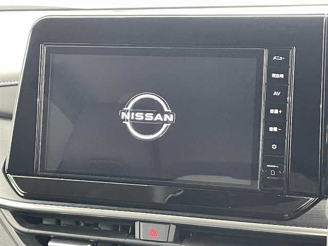 日産 オーラ オーテック 福島県 2025(令7)年 0.3万km オーロラフレアブルーパール /スーパーブラック 2トーン インテリジェントエマージェンシーブレーキ/・緊急停止支援システム/・前方衝突予測警報/・アダプティブLEDヘッドライト/・ふらつき防止装置/・標識検知機能/・車線逸脱警報装置/・後側方衝突防止支援システム/・後側方車両検知警報/・アラウンドビューモニター/・踏み間違い衝突防止アシスト/・後退時車両検知警報/純正9インチナビ/（TV/BT/AM・FM/HDMI）/・バックカメラ/ビルトインETC/デジタルインナーミラー/純正17インチアルミ/電子パーキング/・オートブレーキホールド/ブラインドスポットモニター/ヘッドアップディスプレイ/プッシュスタート/・スマートキー/純正フロアマット/D席パワーシート/・レザーシート/プッシュスタート/LEDライト/・オートライト/電動格納ミラー/ドアバイザー