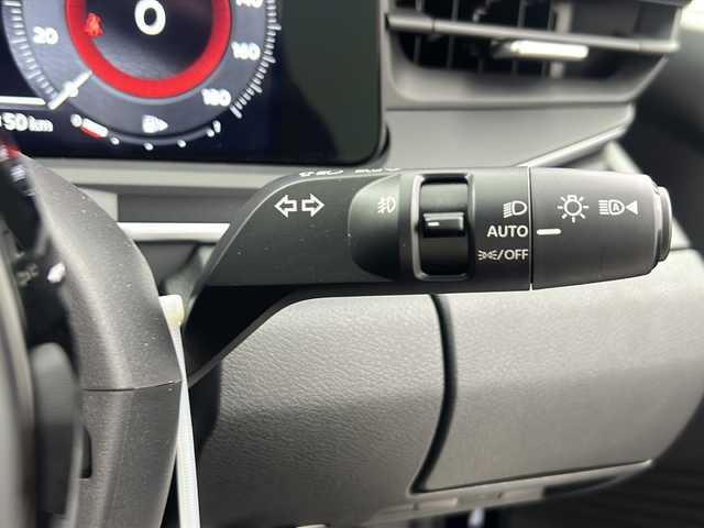 日産 オーラ オーテック 大阪府 2025(令7)年 0.3万km オーロラフレアブルーパール /スーパーブラック 2トーン インテリジェントエマージェンシーブレーキ/緊急停止支援システム/前方衝突予測警報/アダプティブLEDヘッドライト/ふらつき防止装置/標識検知機能/車線逸脱警報装置/後側方衝突防止支援システム/後側方車両検知警報/アラウンドビューモニター/踏み間違い衝突防止アシスト/後退時車両検知警報/純正9インチナビ/　フルセグTV　BT　HDMI/バックカメラ/ビルトインETC/デジタルインナーミラー/純正17インチアルミ/電子パーキング/・オートブレーキホールド/ブラインドスポットモニター/ヘッドアップディスプレイ/プッシュスタート/スマートキー/純正フロアマット/D席パワーシート/レザーシート/プッシュスタート/LEDライト/オートライト/電動格納ミラー/ドアバイザー