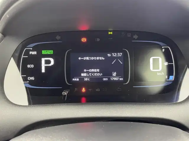 トヨタ アクア GRスポーツ 群馬県 2023(令5)年 1.8万km プラチナホワイトパールマイカ 純正７インチディスプレイオーディオ　バックカメラ　レーダークルーズコントロール　ＬＥＤライト　ＡＨＢ　ハーフレザーシート　純正１７インチＡＷ　ステアリングリモコン　クリアランスソナー　ＥＴＣ　禁煙車