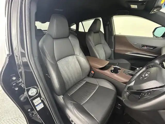 トヨタ ハリアー ハイブリッド Z 道央・札幌 2021(令3)年 3.8万km プレシャスブラックパール ・4WD/・衝突被害軽減ブレーキ/・レーンキープアシスト/・レーダークルーズコントロール/・オートハイビーム/・ブラインドスポットモニター/・純正ディスプレイオーディオ/【ナビ機能有/フルセグ/BT/USB】/・バックカメラ/・パワーバックドア/・ビルトインETC/・オートブレーキホールド/・ミラーヒーター/・ステアリングスイッチ/・デジタルインナーミラー
