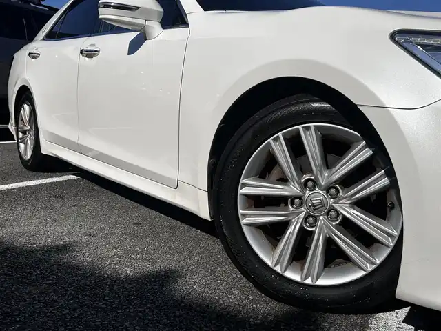 トヨタ クラウン アスリート S 静岡県 2013(平25)年 12.5万km ホワイトパールクリスタルシャイン ユーザー買取車両/純正MOPナビ/　【CD/DVD/BT/地デジフルセグTV】/純正HID/純正17インチAW/バックカメラ/クルーズコントロール/ビルトインETC/新車時保証書/取扱説明書/スペアキー×1