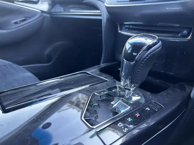 トヨタ クラウン アスリート S 静岡県 2013(平25)年 12.5万km ホワイトパールクリスタルシャイン ユーザー買取車両/純正MOPナビ/　【CD/DVD/BT/地デジフルセグTV】/純正HID/純正17インチAW/バックカメラ/クルーズコントロール/ビルトインETC/新車時保証書/取扱説明書/スペアキー×1