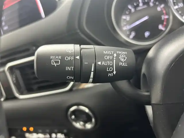 マツダ ＣＸ－８ 25T プロアクティブ 埼玉県 2019(令1)年 5万km スノーフレイクホワイトパールマイカ 純正ナビ　Ｂｌｕｅｔｏｏｔｈ　フルセグＴＶ　バックカメラ　サイドカメラ　シートヒーター　メモリー付パワーシート　前後ドライブレコーダー　ヘッドアップディスプレイ　レーダークルーズコントロール　ＥＴＣ