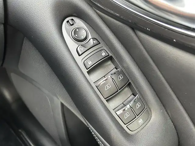日産 スカイライン ハイブリッド GT タイプSP 新潟県 2020(令2)年 4.8万km ダークメタルグレー 衝突軽減/プロパイロット2.0/全方位カメラ/純正ナビ/(AM/FM/CD/DVD/BT/フルセグ)/ETC2.0/アンビエントLEDライトシステム/追従クルーズコントロール/アイドリングストップ/コーナーセンサー/BSM/本革シート/シートヒーター/パドルシフト/革巻きステアリング/ステアリングスイッチ/AUTOライト/LEDヘッドライト/横滑り防止/プッシュスタート/スマートキー