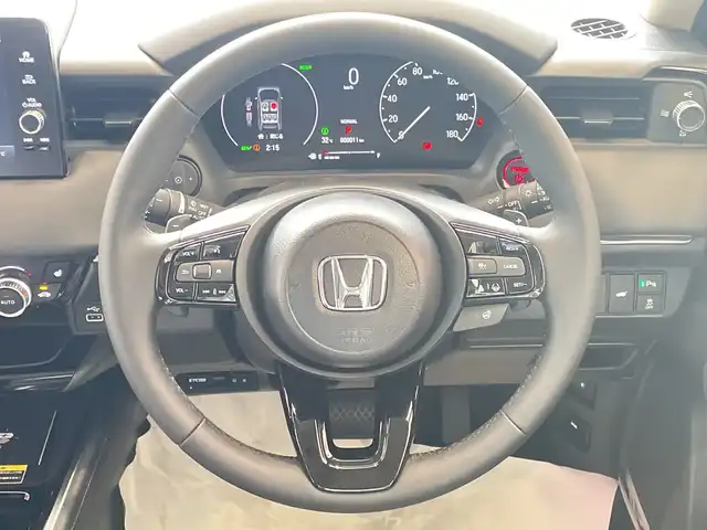 ホンダ ヴェゼル ハイブリッド e:HEV Z 埼玉県 2025(令7)年 0.1千km プラチナホワイトパール 純正オプショングリル/ホンダセンシング /純正メモリナビ/　　BT/フルセグ/Apple Carplay /バックカメラ /パワーバックドア /レーダークルーズコントロール /LED /ハーフレザーシート /シートヒーター /純正18インチアルミ /ステアリングヒーター /純正ETC2.0