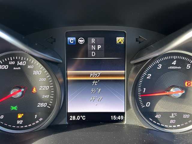 メルセデス・ベンツ Ｃ２００ 4マチック SW スポーツ 長野県 2018(平30)年 5.6万km イリジウムシルバー HUD（ヘッドアップディスプレイ）/・エアサスペンション/・レーダーセーフティーパッケージ/・ディストロニックプラス/・ブラインドスポットモニター/・レーンキープアシスト/・レザーARTICO/・純正HDDナビ/・フルセグTV/・リアビューモニター　　/・純正18インチアルミホイール/・ETC　/・シートヒーター/・キーレスゴー/・パワーバックドア/・パークトロニック/・LEDヘッドライト/・純正ドライブレコーダー