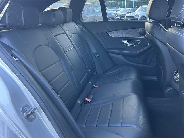 メルセデス・ベンツ Ｃ２００ 4マチック SW スポーツ 長野県 2018(平30)年 5.6万km イリジウムシルバー HUD（ヘッドアップディスプレイ）/・エアサスペンション/・レーダーセーフティーパッケージ/・ディストロニックプラス/・ブラインドスポットモニター/・レーンキープアシスト/・レザーARTICO/・純正HDDナビ/・フルセグTV/・リアビューモニター　　/・純正18インチアルミホイール/・ETC　/・シートヒーター/・キーレスゴー/・パワーバックドア/・パークトロニック/・LEDヘッドライト/・純正ドライブレコーダー