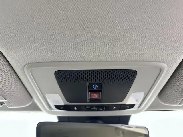 ホンダ ヴェゼル ハイブリッド e:HEV Z PLaYパッケージ 愛知県 2025(令7)年 0.1万km 黒Ⅱ ・純正ディスプレイナビ/（BT/Carplay/USB）/・フルセグTV/・バックカメラ/・電動パーキングシステム/・電動バックドア/・ハーフレザーシート/・前席シートヒーター/・ホンダセンシング/レーダークルーズコントロール/衝突軽減ブレーキ/レーンアシストシステム/ブラインドスポットモニター/コーナーセンサー/・クイック充電/・ステアリングヒーター/・パドルシフト/・純正１８インチAW/225/50/R18/・ETC2.0/・純正LEDライト/・保証書/・取扱説明書