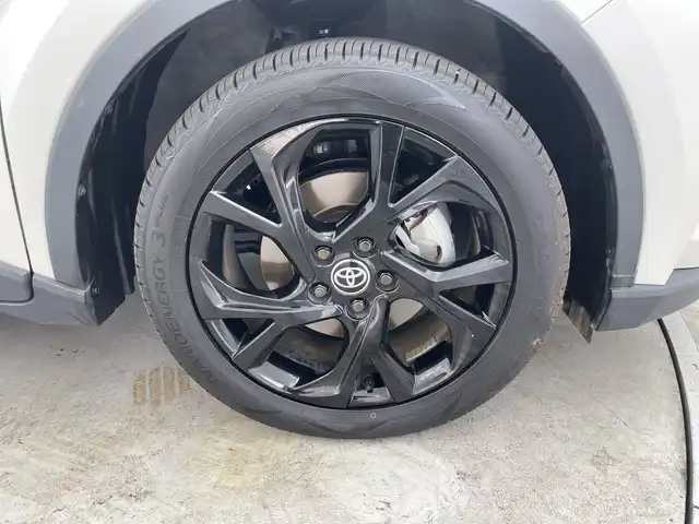 トヨタ Ｃ－ＨＲ G モード ネロ セーフティプラス 群馬県 2020(令2)年 6万km ホワイトパールクリスタルシャイン 純正１０型ナビ　全方位カメラ　ブラインドスポットモニター　アダプティブクルーズコントロール　ビルトインＥＴＣ　シートヒーター　ドライブレコーダー　オートマチックハイビーム　スマートキー　禁煙車
