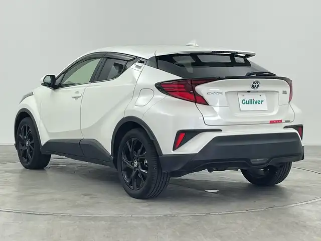 トヨタ Ｃ－ＨＲ G モード ネロ セーフティプラス 群馬県 2020(令2)年 6万km ホワイトパールクリスタルシャイン 純正１０型ナビ　全方位カメラ　ブラインドスポットモニター　アダプティブクルーズコントロール　ビルトインＥＴＣ　シートヒーター　ドライブレコーダー　オートマチックハイビーム　スマートキー　禁煙車