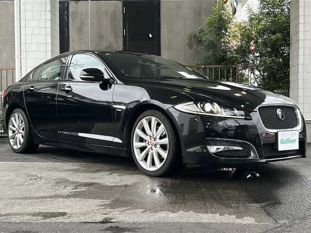 ジャガー ＸＦ 2．0R　スポーツLTD エディション 京都府 2015(平27)年 3.4万km 黒 ワンオーナー /純正メモリーナビ /バックカメラ /前後コーナーセンサー /パドルシフト /クルーズコントロール/ハーフレザー /シートヒーター /前後社外ドライブレコーダー(SN-TW84)/純正AW19インチ /ウィンカーミラー /パワーシート /Bluetooth/AUX/CD/DVD再生機能