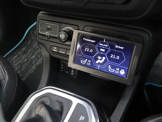 クライスラー・ジープ レネゲード リミテッド 4xe 長野県 2021(令3)年 3.8万km 紺 黒革シート/Kenwoodナビ(CD/DVD/TV/bluetooth/AM/FM/HDMI)/フルセグTV/バックカメラ/ACC/レーンキープアシスト/衝突軽減ブレーキ/BLIS/パークセンサー/パワーシート/ヒーター/ステアリングヒーター/スマートキー/純正17AW/LEDヘッドライト/ETC/充電ケーブル