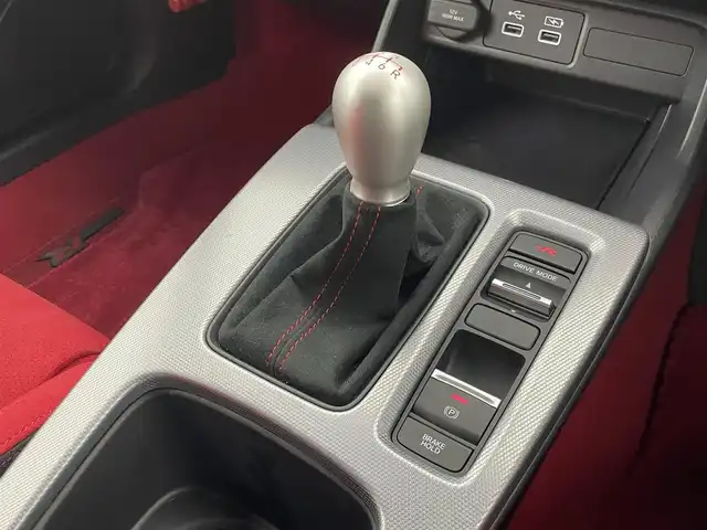 ホンダ シビック タイプR 群馬県 2025(令7)年 0.3万km チャンピオンシップホワイト HONDAコネクトディスプレイ/＝＝＝＝＝/・フルセグTV/USB/BT/FM/AM/・AppleCarPlay/AndroidAuto/＝＝＝＝＝/６速マニュアル　純正９インチナビ　Ｂカメラ　Ｂｒｅｍｂｏキャリパー　リアウィング　ホンダセンシング　純正１９インチＡＷ　ＢＳＭ　ＬＥＤヘッドライト　衝突軽減ブレーキ　クリアランスソナー　ＥＴＣ　禁煙車