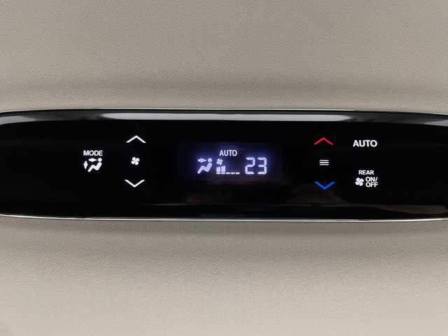 ホンダ オデッセイ アブソルート・EXホンダセンジング 岐阜県 2016(平28)年 7万km プレミアムヴィーナスブラックP 純正ナビゲーション/FM AM/CD DVD/USB/Bluetooth /HDMI/iPod/フルセグテレビ/全周囲カメラ/革巻きステアリング/ステアリングリモコン/両側パワースライドドア/純正ビルトインETC/前方ドライブレコーダー/スマートキー/プッシュスタート/スペアキー/バニティランプ/ホンダセンシング/衝突被害軽減ブレーキ/ACC先行車検知機能/先行車発信お知らせ機能/路外逸脱抑制システム/レーンキープアシストシステム/ブラインドスポットビューモニター/コーナーセンサー/横滑り防止装置/標識認識機能