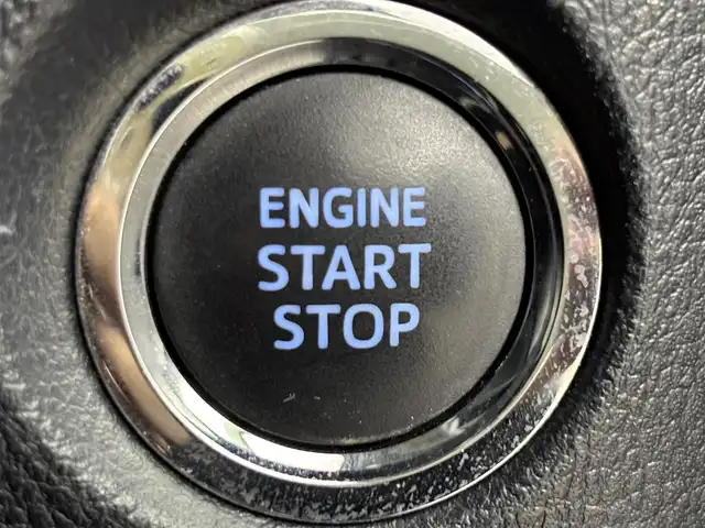 トヨタ ヴェルファイア Z Aエディション 福岡県 2017(平29)年 7.7万km バーニングブラッククリスタルシャインガラスフレーク ＴＲＤエアロ　/後席モニター　/純正９型ナビ（フルセグＴＶ）　/両側電動スライドドア　/クルーズコントロール　/衝突軽減　/コーナーセンサー　/レーンキープ　/オートライト　/横滑り防止　/オットマン　/ビルトインＥＴＣ