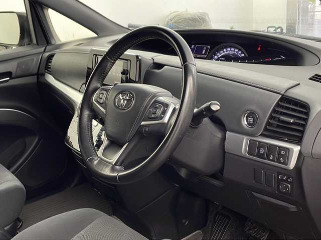 トヨタ エスティマ アエラス 兵庫県 2016(平28)年 6.9万km ブラック ・ワンオーナー車/・純正ナビ/Bluetooth/CD/DVD/TV/・バックカメラ/・トヨタセーフティセンス/・プリクラッシュセーフティ/・レーンディバーチャーアラート/・オートハイビーム/・クルーズコントロール/・先行車発進告知/・両側パワースライドドア/・純正11インチフリップダウンモニター/・ガラスサンルーフ/・2列目オットマン/・純正フロアマット/・ステアリングスイッチ/・LEDヘッドライト/・純正18インチアルミホイールタイヤ/・スマートキー/・スペアキー