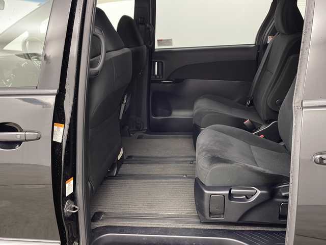 トヨタ エスティマ アエラス 兵庫県 2016(平28)年 6.9万km ブラック ・ワンオーナー車/・純正ナビ/Bluetooth/CD/DVD/TV/・バックカメラ/・トヨタセーフティセンス/・プリクラッシュセーフティ/・レーンディバーチャーアラート/・オートハイビーム/・クルーズコントロール/・先行車発進告知/・両側パワースライドドア/・純正11インチフリップダウンモニター/・ガラスサンルーフ/・2列目オットマン/・純正フロアマット/・ステアリングスイッチ/・LEDヘッドライト/・純正18インチアルミホイールタイヤ/・スマートキー/・スペアキー