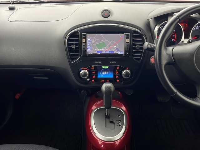 日産 ジューク 16GT FOUR 秋田県 2011(平23)年 3.5万km ラディアントレッド 4WD/純正ナビ　/ワンセグTV/AM/FM/CD/DVD/バックカメラ　/横滑り防止装置　/HIDヘッドライト　/フォグランプ　/オートライト　/スペアキー　/プッシュスタート　/純正アルミホイール　/社外フロアマット　/オートエアコン　/電動格納ミラー/取扱説明書/保証書