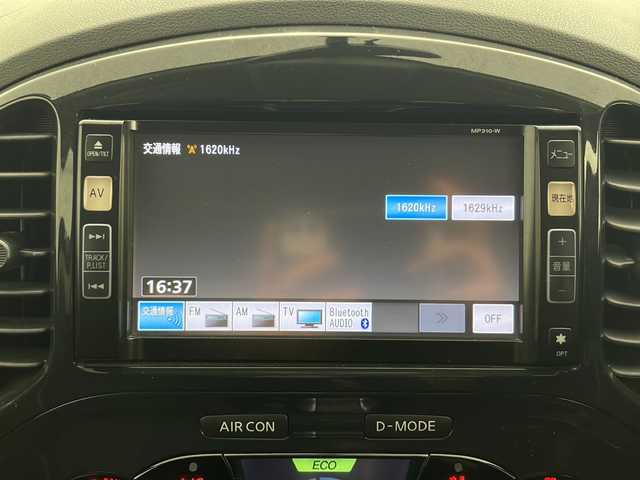 日産 ジューク 16GT FOUR 秋田県 2011(平23)年 3.5万km ラディアントレッド 4WD/純正ナビ　/ワンセグTV/AM/FM/CD/DVD/バックカメラ　/横滑り防止装置　/HIDヘッドライト　/フォグランプ　/オートライト　/スペアキー　/プッシュスタート　/純正アルミホイール　/社外フロアマット　/オートエアコン　/電動格納ミラー/取扱説明書/保証書