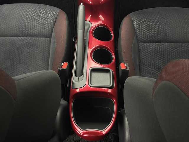 日産 ジューク 16GT FOUR 秋田県 2011(平23)年 3.5万km ラディアントレッド 4WD/純正ナビ　/ワンセグTV/AM/FM/CD/DVD/バックカメラ　/横滑り防止装置　/HIDヘッドライト　/フォグランプ　/オートライト　/スペアキー　/プッシュスタート　/純正アルミホイール　/社外フロアマット　/オートエアコン　/電動格納ミラー/取扱説明書/保証書