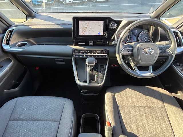 トヨタ ヴォクシー S－G 宮城県 2022(令4)年 2.6万km アティチュードブラックマイカ 登録時走行距離２５５１１ｋｍ/ワンオーナー/両側パワースライドドア/レーダークルーズコントロール/プリクラッシュセーフティ/バックカメラ/デジタルインナーミラー/純正ナビ/・フルセグテレビ/・Bluetooth/・ミラキャスト/レーンキープ/純正ドライブレコーダー/純正アルミホイール/ウインカーミラー/ＬＥＤヘッドライト/オートライト/オートマチックハイビーム/電動パーキング/ブレーキホールド/スマートキー/スペアキー/横滑り防止機能/純正フロアマット