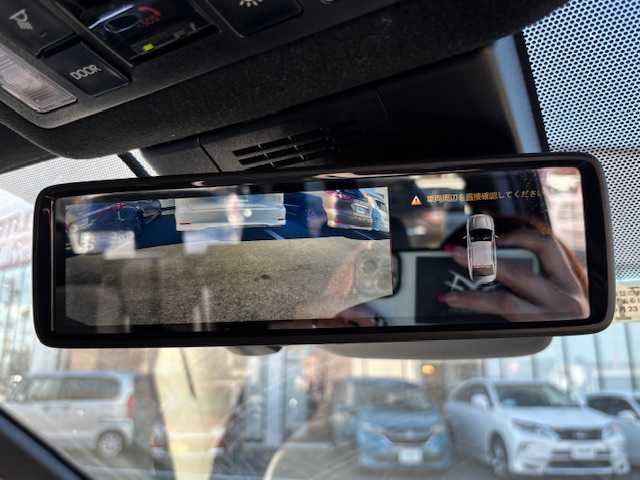 トヨタ ヴォクシー S－G 宮城県 2022(令4)年 2.6万km アティチュードブラックマイカ 登録時走行距離２５５１１ｋｍ/ワンオーナー/両側パワースライドドア/レーダークルーズコントロール/プリクラッシュセーフティ/バックカメラ/デジタルインナーミラー/純正ナビ/・フルセグテレビ/・Bluetooth/・ミラキャスト/レーンキープ/純正ドライブレコーダー/純正アルミホイール/ウインカーミラー/ＬＥＤヘッドライト/オートライト/オートマチックハイビーム/電動パーキング/ブレーキホールド/スマートキー/スペアキー/横滑り防止機能/純正フロアマット