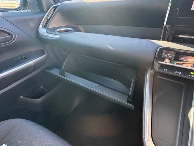 トヨタ ヴォクシー S－G 宮城県 2022(令4)年 2.6万km アティチュードブラックマイカ 登録時走行距離２５５１１ｋｍ/ワンオーナー/両側パワースライドドア/レーダークルーズコントロール/プリクラッシュセーフティ/バックカメラ/デジタルインナーミラー/純正ナビ/・フルセグテレビ/・Bluetooth/・ミラキャスト/レーンキープ/純正ドライブレコーダー/純正アルミホイール/ウインカーミラー/ＬＥＤヘッドライト/オートライト/オートマチックハイビーム/電動パーキング/ブレーキホールド/スマートキー/スペアキー/横滑り防止機能/純正フロアマット