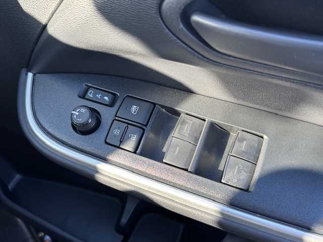 トヨタ ヴォクシー S－G 宮城県 2022(令4)年 2.6万km アティチュードブラックマイカ 登録時走行距離２５５１１ｋｍ/ワンオーナー/両側パワースライドドア/レーダークルーズコントロール/プリクラッシュセーフティ/バックカメラ/デジタルインナーミラー/純正ナビ/・フルセグテレビ/・Bluetooth/・ミラキャスト/レーンキープ/純正ドライブレコーダー/純正アルミホイール/ウインカーミラー/ＬＥＤヘッドライト/オートライト/オートマチックハイビーム/電動パーキング/ブレーキホールド/スマートキー/スペアキー/横滑り防止機能/純正フロアマット