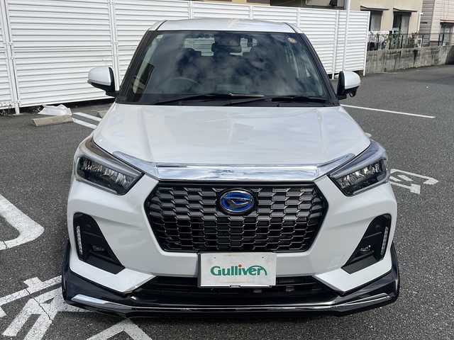 ダイハツ ロッキー プレミアム G HEV 広島県 2024(令6)年 0.6万km シャイニングホワイトパール /登録時走行距離/　　　　　　　5434キロ/ワンオーナー/社外ナビ/バックカメラ/地デジ/エアロ/シートヒーター/クルーズコントロール/スペアキー×１/ビルトインETC/新車時整備手帳/　　【保証書】/取扱説明書/