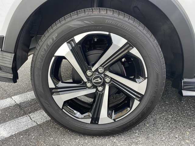 ダイハツ ロッキー プレミアム G HEV 広島県 2024(令6)年 0.6万km シャイニングホワイトパール /登録時走行距離/　　　　　　　5434キロ/ワンオーナー/社外ナビ/バックカメラ/地デジ/エアロ/シートヒーター/クルーズコントロール/スペアキー×１/ビルトインETC/新車時整備手帳/　　【保証書】/取扱説明書/