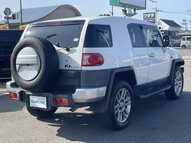 トヨタ ＦＪクルーザー カラーパッケージ 長崎県 2017(平29)年 4.7万km ホワイト 純正SDナビ/CD/DVD/BT/フルセグTV/バックカメラ/クルーズコントロール/社外レーダー(ZERO 702V)/ステアリングスイッチ/コーナーセンサー/ETC/スペアキー