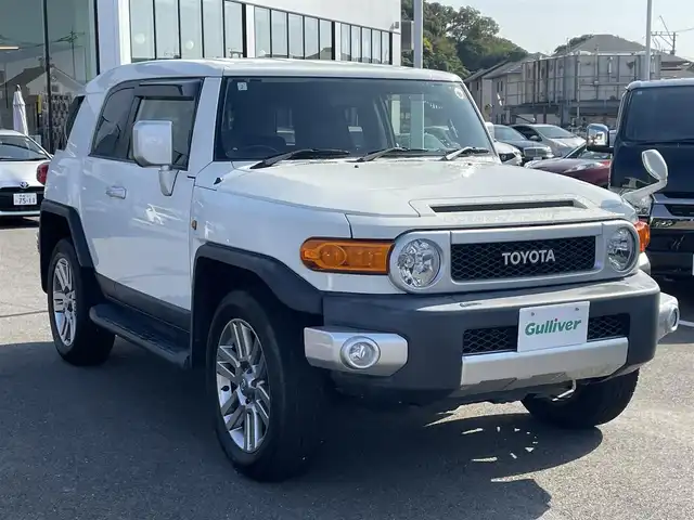 トヨタ ＦＪクルーザー カラーパッケージ 長崎県 2017(平29)年 4.7万km ホワイト 純正SDナビ/CD/DVD/BT/フルセグTV/バックカメラ/クルーズコントロール/社外レーダー(ZERO 702V)/ステアリングスイッチ/コーナーセンサー/ETC/スペアキー