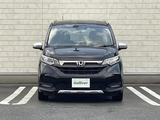 ホンダ フリード ハイブリット クロスター 福岡県 2022(令4)年 1.7万km クリスタルブラックパール 純正9型SDナビ(フルセグTV/CD/DVD/BT)/バックカメラ/コーナーセンサー/ホンダセンシング/ドラレコ/両側電動/クルコン/ETC/シートヒーター/USB/純正フロアマット/純正LED/純正アルミホイール/プッシュスタート/スマートキー