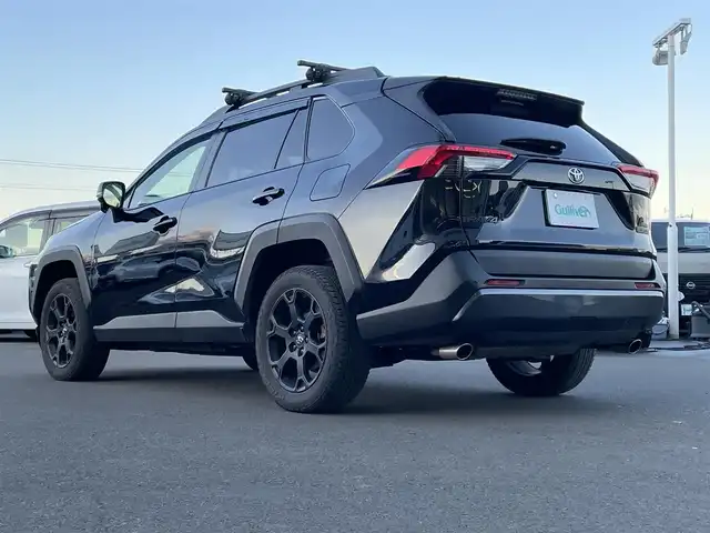 トヨタ ＲＡＶ４ アドベンチャー オフロードPKG 東京都 2021(令3)年 6.1万km アティチュードブラックマイカ トヨタセーフティセンス/・プライクラッシュセーフティ/・レーントレーシングアシスト/・オートハイビーム/・ブラインドスポットモニター/・クリアランスソナー/純正ディスプレイオーディオ/・ナビキット / Bluetooth/バックカメラ/ルーフレール/運転席パワーシート/合皮レザーシート/シートヒーター / ベンチレーション/スペアタイヤ/純正18インチAW/ダウンヒルアシストコントロール/LEDヘッドライト/フォグ/ビルトインETC