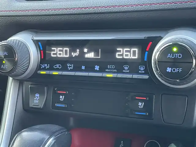 トヨタ ＲＡＶ４ アドベンチャー オフロードPKG 東京都 2021(令3)年 6.1万km アティチュードブラックマイカ トヨタセーフティセンス/・プライクラッシュセーフティ/・レーントレーシングアシスト/・オートハイビーム/・ブラインドスポットモニター/・クリアランスソナー/純正ディスプレイオーディオ/・ナビキット / Bluetooth/バックカメラ/ルーフレール/運転席パワーシート/合皮レザーシート/シートヒーター / ベンチレーション/スペアタイヤ/純正18インチAW/ダウンヒルアシストコントロール/LEDヘッドライト/フォグ/ビルトインETC