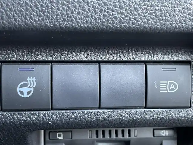 トヨタ ＲＡＶ４ アドベンチャー オフロードPKG 東京都 2021(令3)年 6.1万km アティチュードブラックマイカ トヨタセーフティセンス/・プライクラッシュセーフティ/・レーントレーシングアシスト/・オートハイビーム/・ブラインドスポットモニター/・クリアランスソナー/純正ディスプレイオーディオ/・ナビキット / Bluetooth/バックカメラ/ルーフレール/運転席パワーシート/合皮レザーシート/シートヒーター / ベンチレーション/スペアタイヤ/純正18インチAW/ダウンヒルアシストコントロール/LEDヘッドライト/フォグ/ビルトインETC