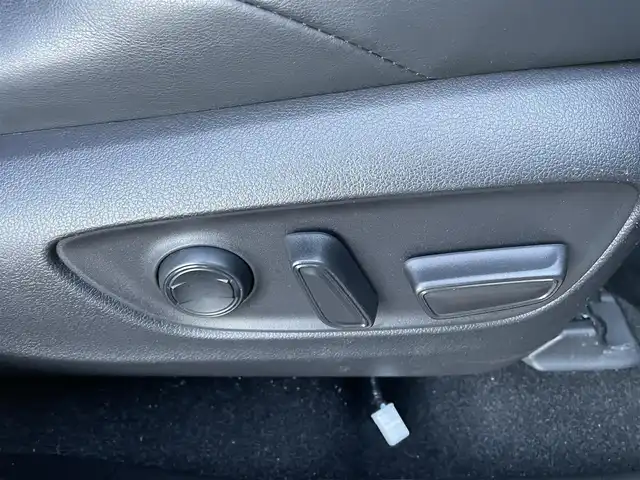 トヨタ ＲＡＶ４ アドベンチャー オフロードPKG 東京都 2021(令3)年 6.1万km アティチュードブラックマイカ トヨタセーフティセンス/・プライクラッシュセーフティ/・レーントレーシングアシスト/・オートハイビーム/・ブラインドスポットモニター/・クリアランスソナー/純正ディスプレイオーディオ/・ナビキット / Bluetooth/バックカメラ/ルーフレール/運転席パワーシート/合皮レザーシート/シートヒーター / ベンチレーション/スペアタイヤ/純正18インチAW/ダウンヒルアシストコントロール/LEDヘッドライト/フォグ/ビルトインETC