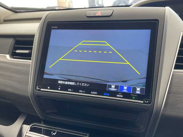 ホンダ フリード ハイブリット G ホンダセンシング 沖縄県 2018(平30)年 1.9万km 赤 純正９インチナビ　（VXM-197VFNi）/（フルセグTV　BLUETOOTH　SD　CD　DVD)　/バックカメラ　/ドライブレコーダー　/ＥＴＣ　/両側パワースライドドア　/ホンダセンシング/クルーズコントロール　/ＬＥＤヘッドライト　/オートライト　/スマートキー/プッシュスタート/オートエアコン/純正15インチアルミホイール/純正フロアマット