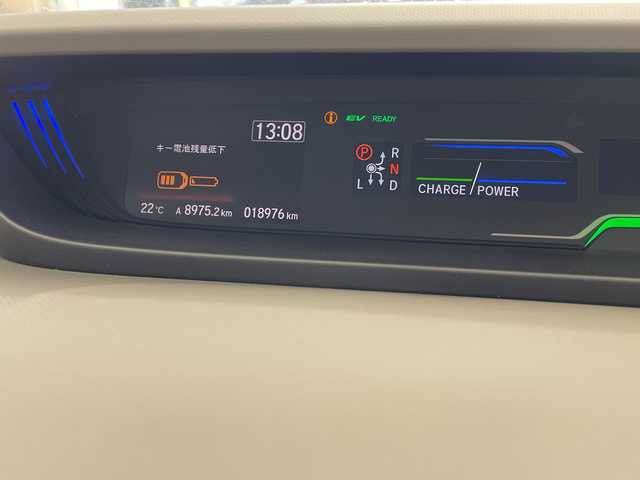 ホンダ フリード ハイブリット G ホンダセンシング 沖縄県 2018(平30)年 1.9万km 赤 純正９インチナビ　（VXM-197VFNi）/（フルセグTV　BLUETOOTH　SD　CD　DVD)　/バックカメラ　/ドライブレコーダー　/ＥＴＣ　/両側パワースライドドア　/ホンダセンシング/クルーズコントロール　/ＬＥＤヘッドライト　/オートライト　/スマートキー/プッシュスタート/オートエアコン/純正15インチアルミホイール/純正フロアマット