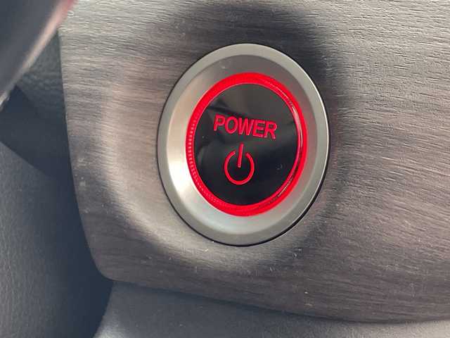 ホンダ フリード ハイブリット G ホンダセンシング 沖縄県 2018(平30)年 1.9万km 赤 純正９インチナビ　（VXM-197VFNi）/（フルセグTV　BLUETOOTH　SD　CD　DVD)　/バックカメラ　/ドライブレコーダー　/ＥＴＣ　/両側パワースライドドア　/ホンダセンシング/クルーズコントロール　/ＬＥＤヘッドライト　/オートライト　/スマートキー/プッシュスタート/オートエアコン/純正15インチアルミホイール/純正フロアマット