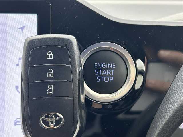 トヨタ ノア S－G 愛知県 2022(令4)年 2.7万km ホワイトパールクリスタルシャイン 純正１０．５インチナビ/ＥＴＣ/前後ドライブレコーダー/Toyota Safety Sense/・プリクラッシュセーフティ（レーザーレーダー+単眼カメラ方式）/・レーンディパーチャーアラート/・オートマチックハイビーム/・先行車発進告知機能（付帯機能）/クルーズコントロール